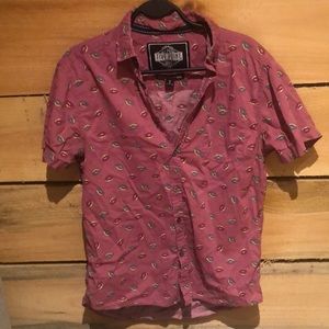 ✨5 for $25, or 7 for $30 ✨ Donut shirt